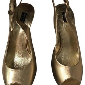 Bakers Gold Translate Retail Sandals Size: US 7 R